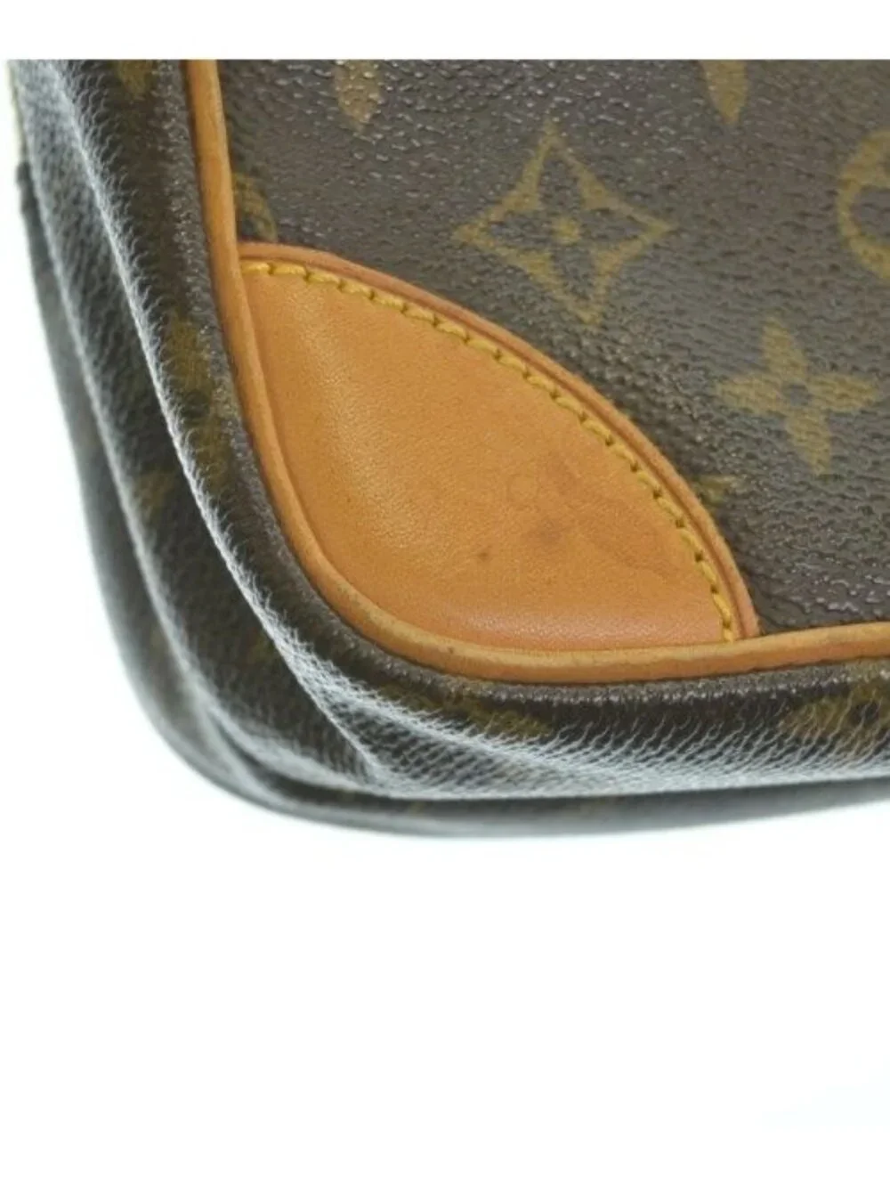 Louis Vuitton Shoulder Bag